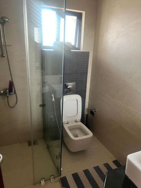Bathroom - 3 BHK Apartment For Rent in Colombo 5 - PDA419