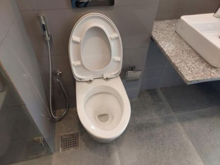 Bathroom - 2 BR Apartment for Sale in Rajagiriya - PDA423