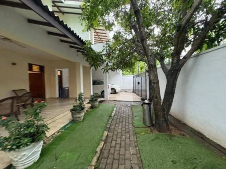 Exterior - Spacious house for sale in boralasgamuwa 