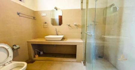 Bathroom - Spacious house for sale in boralasgamuwa 
