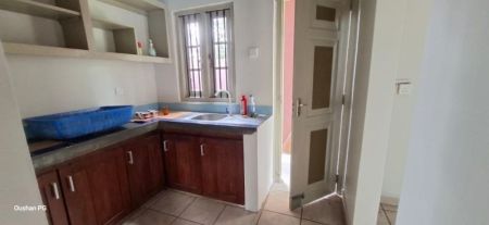 Kitchen - With swimming pool House for sale in Battaramulla 