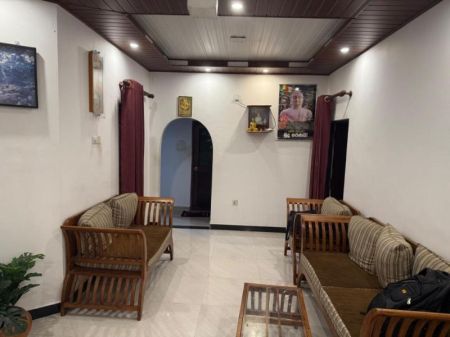 Living Room - Divulapitiya Minuwangoda Galkanda close to main road 5 bedroom house with 45 perch land for sale
