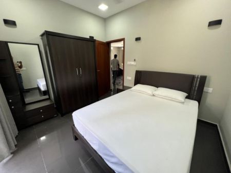 Bedroom - Apartment Complex For Rent in Colombo-06.