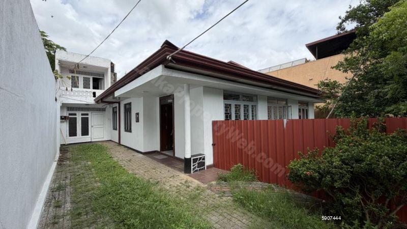Exterior - House for rent in Battaramulla
