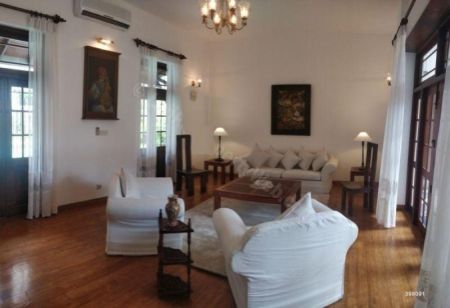 Living Room - Luxury bungalow in a highly residential area, with a magnificent swimming pool