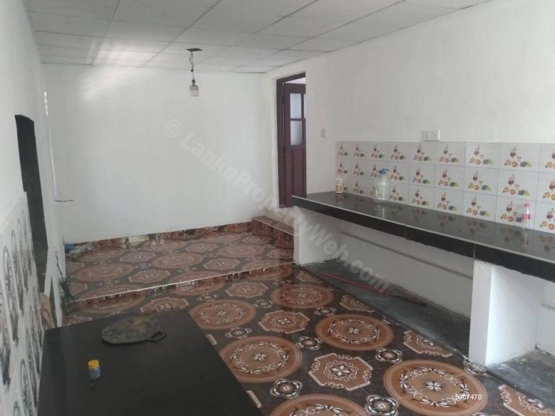 House for sale in Gampaha