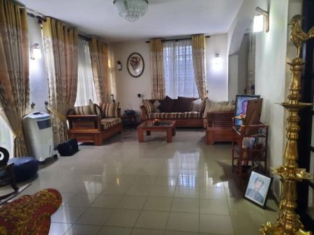 Living Room - 🏡✨ Spacious 2-storied 5 Bedroom House For Sale In Kelaniya 📏 21.5 Perches☀️ Solar Power System Installed