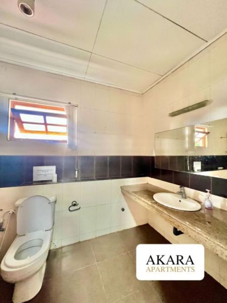 Bathroom - 10 Perches Unfurnished House for Sale - HL51395