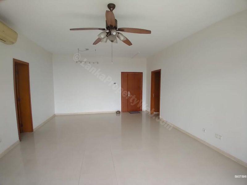 Apartment for sale in Colombo 5