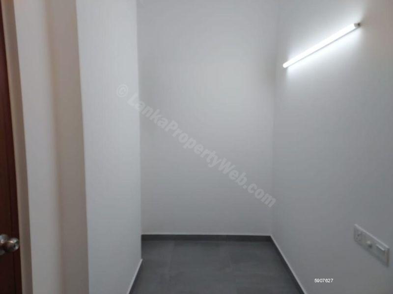 Apartment for sale in Rajagiriya