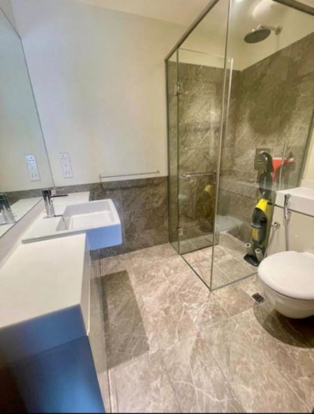 Bathroom - CINNAMON LIFE : 2BR (1238sqft) LUXURY APARTMENT FOR RENT IN COLOMBO 02