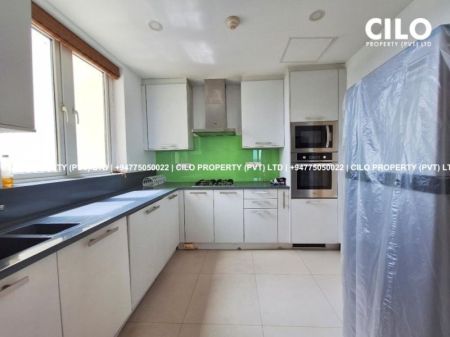 Kitchen - Elements lake view apartment at Elements  Rajajgiriya  for sale 