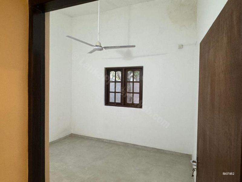 House for sale in Colombo 6