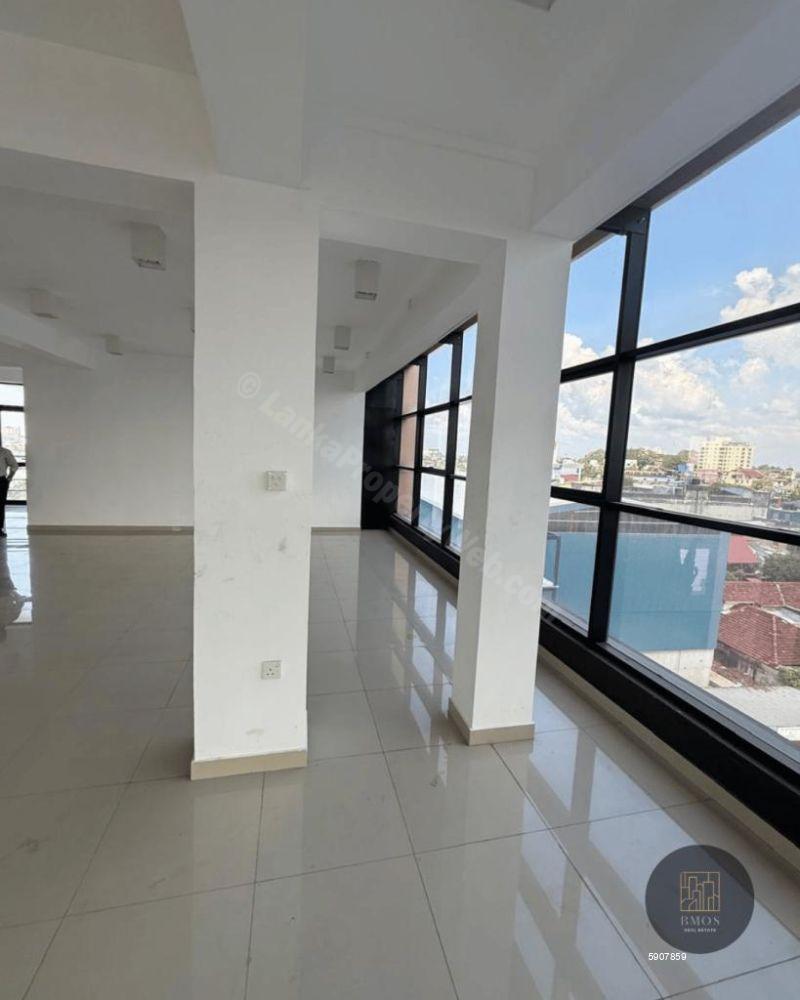 Commercial for rent in Rajagiriya