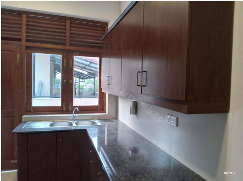 Commercial for sale in Nugegoda