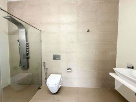 Bathroom - Apartment for Sale in Span Tower, Rajagiriya