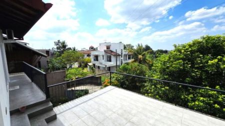 Exterior - Luxury Family House for Sale in Kotte – Spacious 4 Bedroom Residence