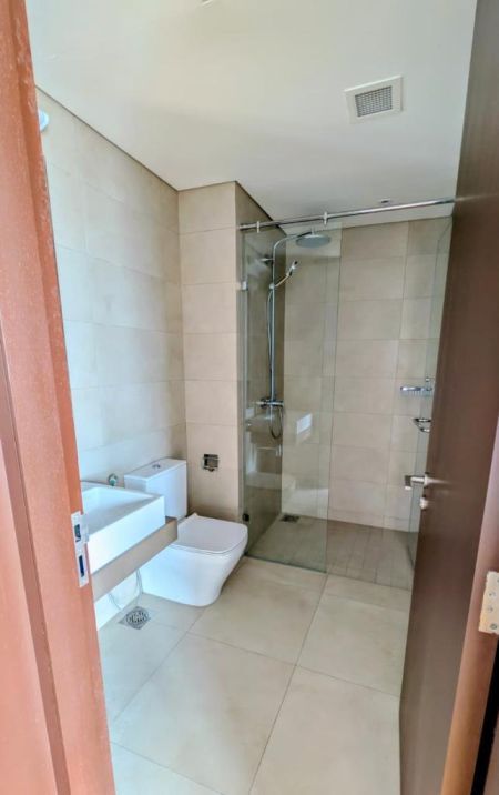 Bathroom - 2BR Apartment for Sale in Luna Tower, Union Place, Colombo 02 | Price: LKR 90,000,000 (Negotiable)