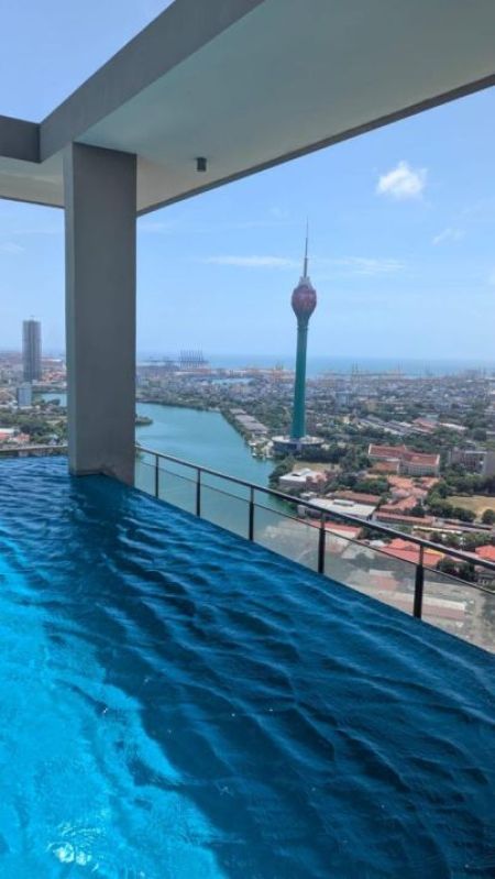 Pool - 2BR Apartment for Sale in Luna Tower, Union Place, Colombo 02 | Price: LKR 85,000,000 (Negotiable)