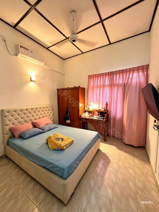 Bedroom - House for rent in Rajagiriya