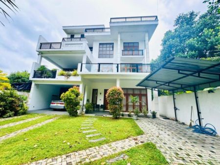 Exterior - (SE1390)🏡 Luxury 12-Bedroom House for Sale in Thalawathugoda – Rs. 200 Million (Negotiable) 🏡