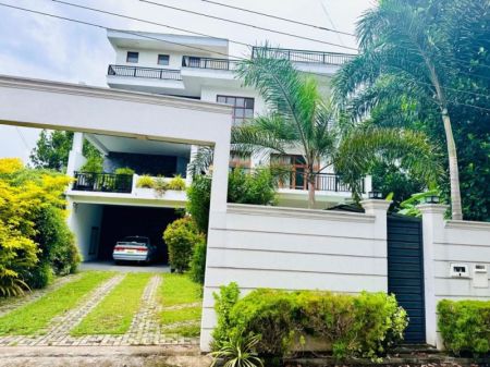 Exterior - (SE1390)🏡 Luxury 12-Bedroom House for Sale in Thalawathugoda – Rs. 200 Million (Negotiable) 🏡