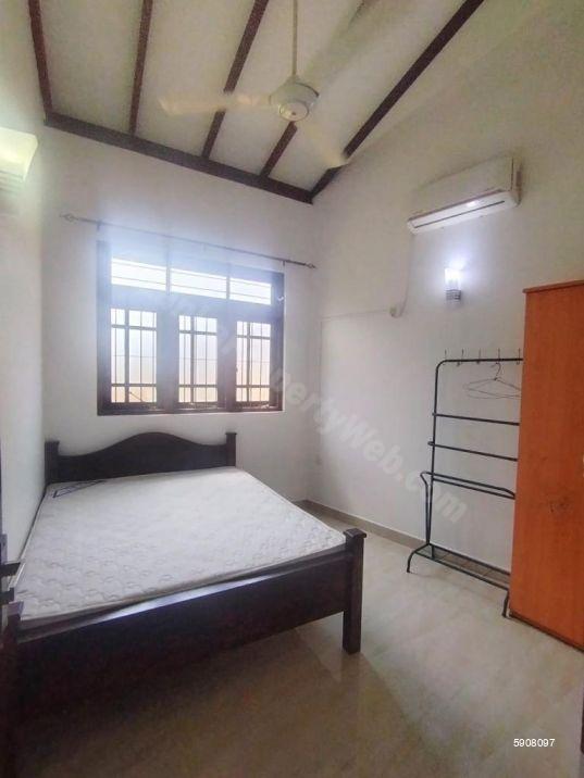 Bedroom - House for rent in Kottawa