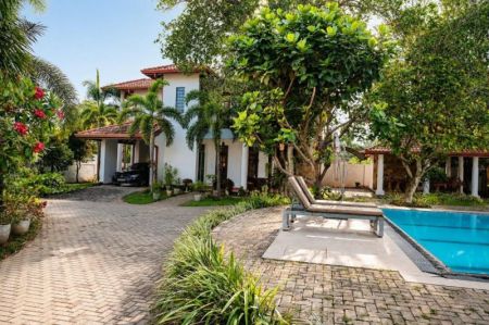 Exterior - Luxury 3 Bedroom villa Apartment for rent in Negombo 