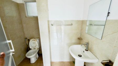 Bathroom - (SH1458) Three Storey House for Sale in Kotte