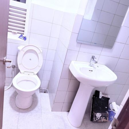 Bathroom - 🏢 Metro Apartment for Rent – Colombo 02