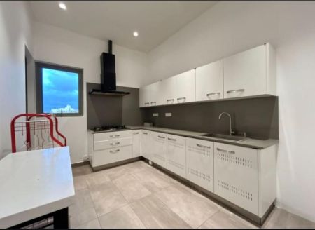 Kitchen - Château – Ultra-Luxury Sky Villa | Rosemead Place, Colombo 7