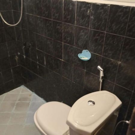 Bathroom - 03 Bedroom Semi Furnished 03 Storied House for Rent in Colombo 05 (A6150)-RENTED