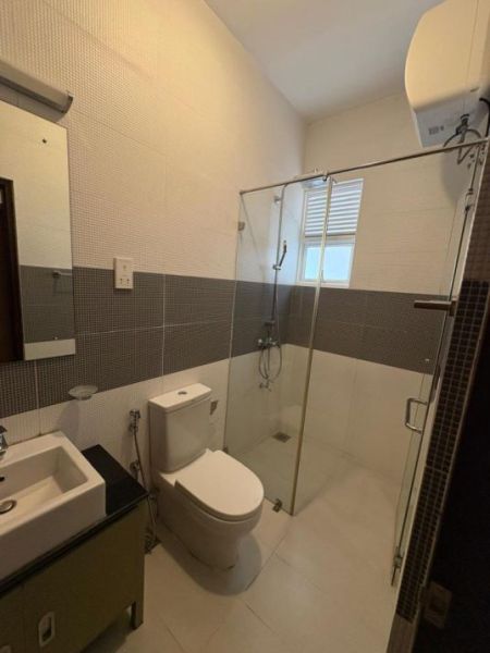Bathroom - Prime Wrendale 3BR Apartment for Sale in Rajagiriya - EA888