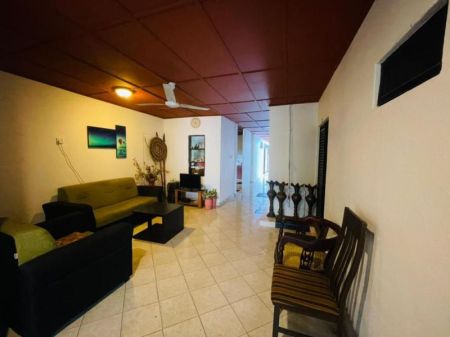 Living Room - Spacious Guest House for Sale in Biyagama with Excellent Accessibility