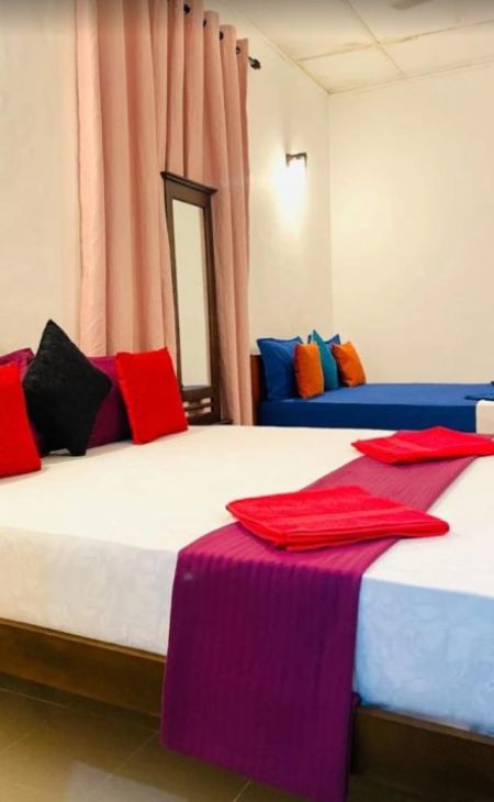 Bedroom - 7 BR Furnished Villa for Rent in Colombo 10 – PDC148