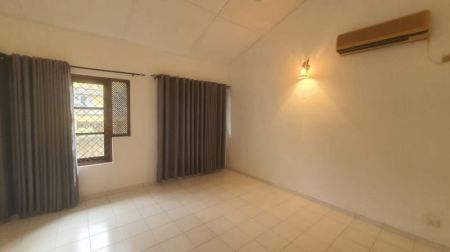 Bedroom - 4-Bedroom Two-Storey House In an Execlent Neighbourhood - Pelawatta | SH15316