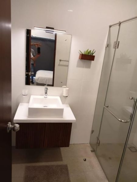 Bathroom - 3 Bedroom Apartment for Rent in Colombo 3, R81643