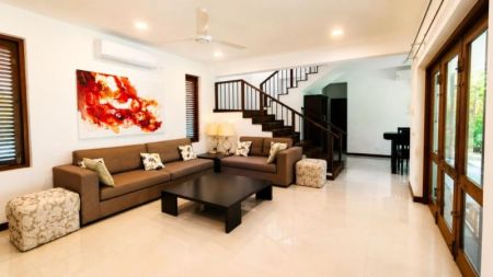 Living Room - 3 Bedroom Fully Furnished House for Rent – Pitakotte | LKR 370,000 / Month (EM150RK)