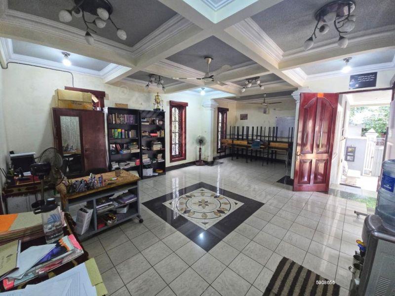 House for sale in Colombo 6