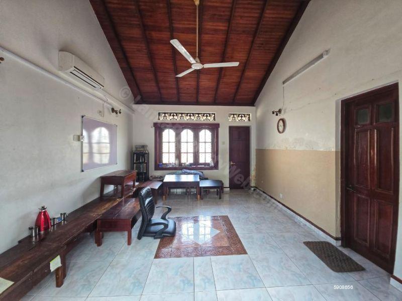 House for sale in Colombo 6