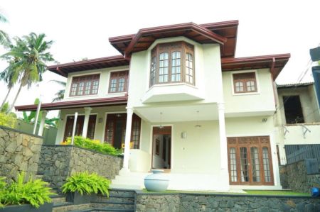 Exterior - 5 Bedroom Luxury House with Annex for Sale – Thalawathugoda | LKR 75 Million (Negotiable) (EM016SD)