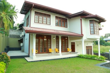 Exterior - 5 Bedroom Luxury House with Annex for Sale – Thalawathugoda | LKR 75 Million (Negotiable) (EM016SD)