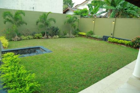 Exterior - 5 Bedroom Luxury House with Annex for Sale – Thalawathugoda | LKR 75 Million (Negotiable) (EM016SD)
