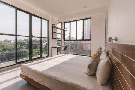 Bedroom - Elegant 2 Bedroom Apartment for Rent at Colombo 05 / LKR 300,000 Per Month (EM008RV)