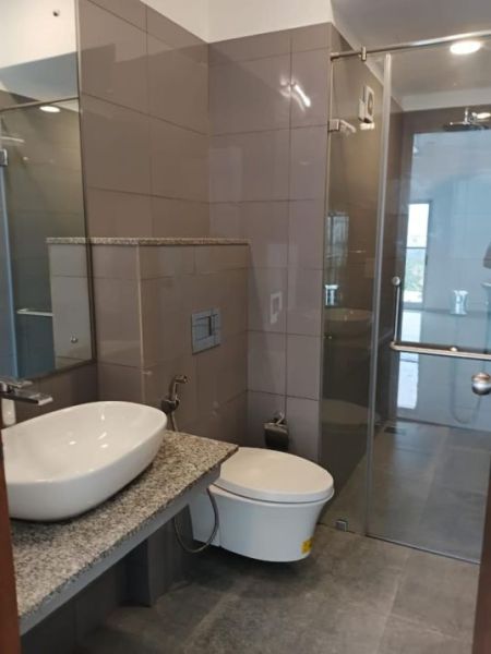 Bathroom - Iconic Galaxy 3BR Brand New Apartment For Sale in Rajagiriya - EA907