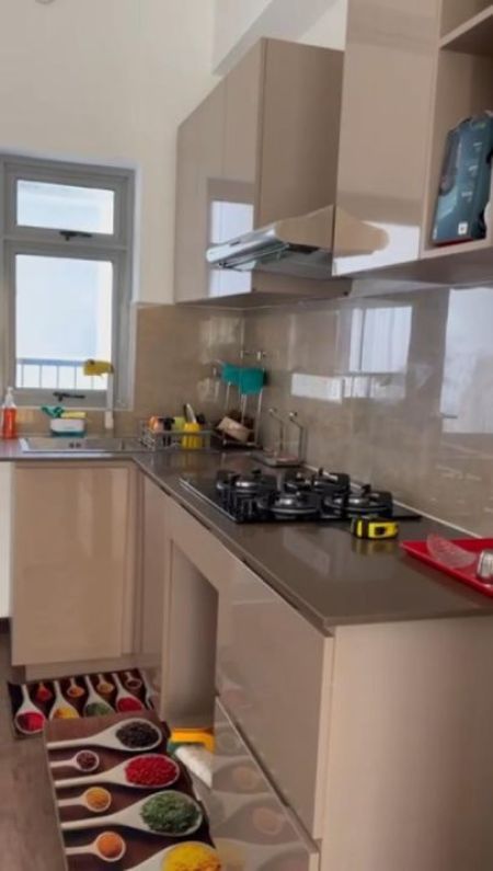 Kitchen - Canterbury Golf - 02BR Furnished Apartment for Sale - EA929