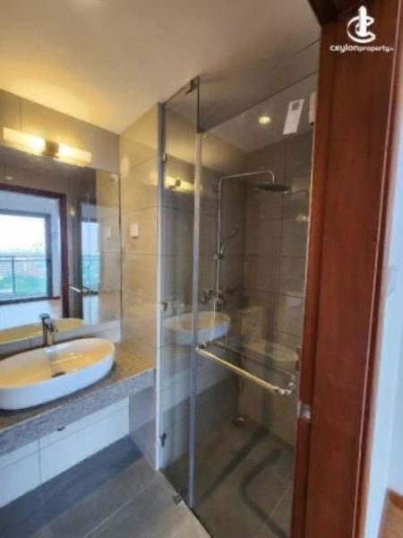 Bathroom - The Residencies 2 Bedrooms Apartment For Rent Kotte - EA932