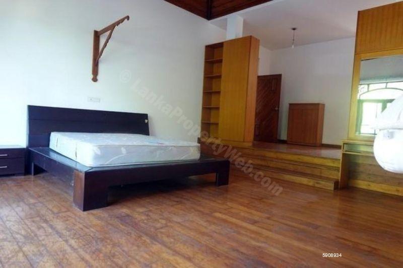 Bedroom - House for rent in Nugegoda
