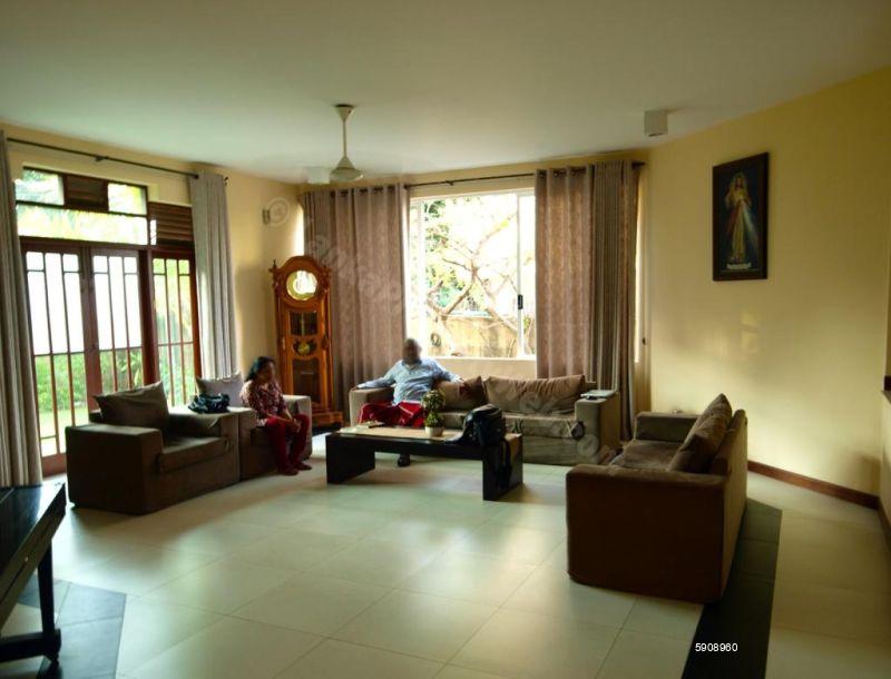 Living Room - House for sale in Colombo 13