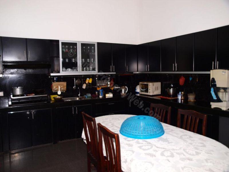 Kitchen - House for sale in Colombo 13